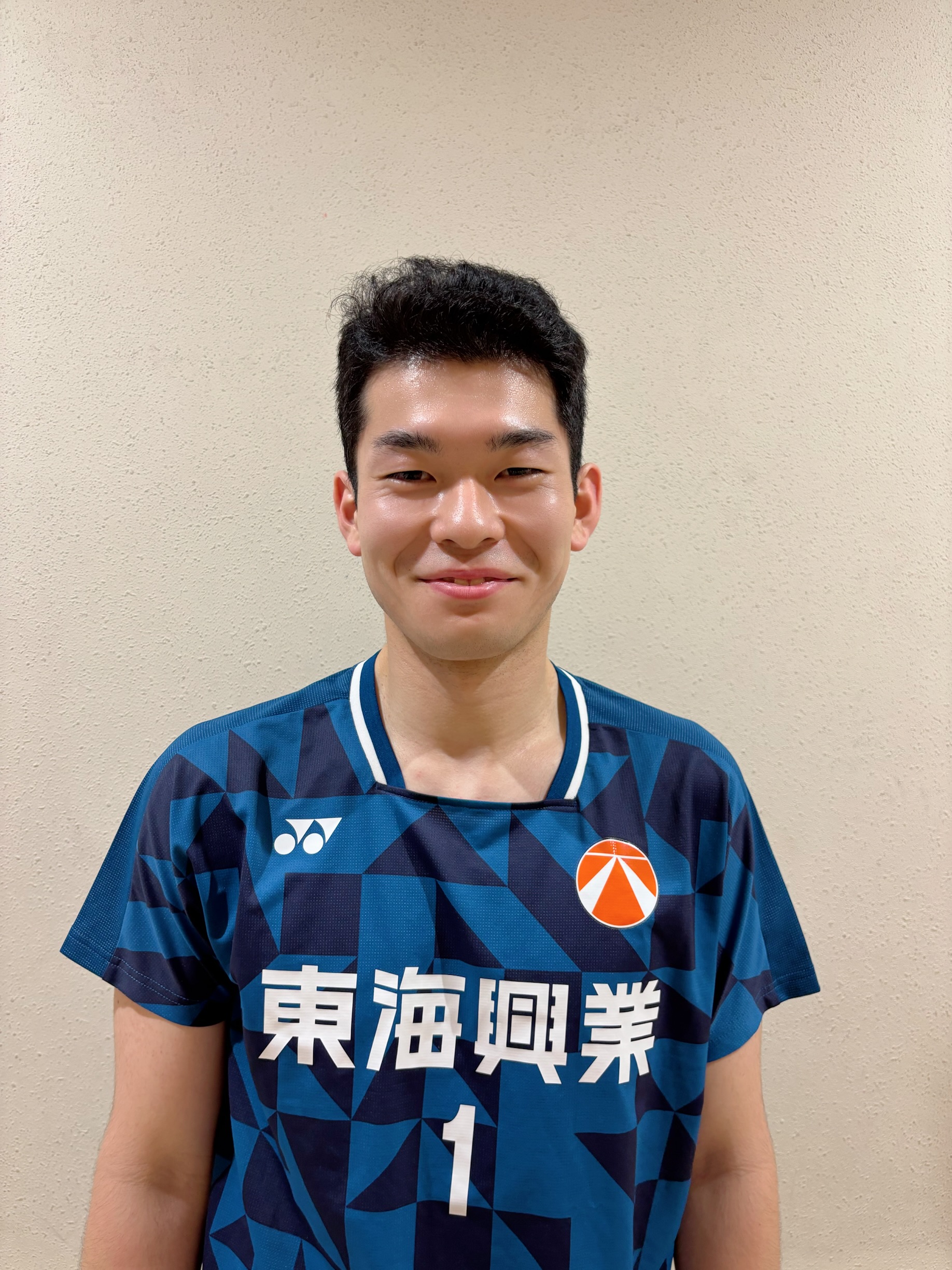 谷津　央祐
